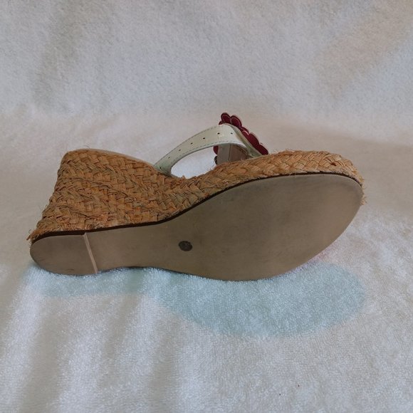Slip-on Wedges with Flowers, US Size 9 - Picture 8 of 9